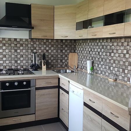 L.E.C. Travel Apartments Ventspils Exterior foto
