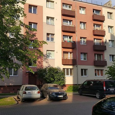L.E.C. Travel Apartments Ventspils Exterior foto